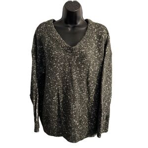 Old Navy Green V-Neck Sweater Cozy Knit Essential